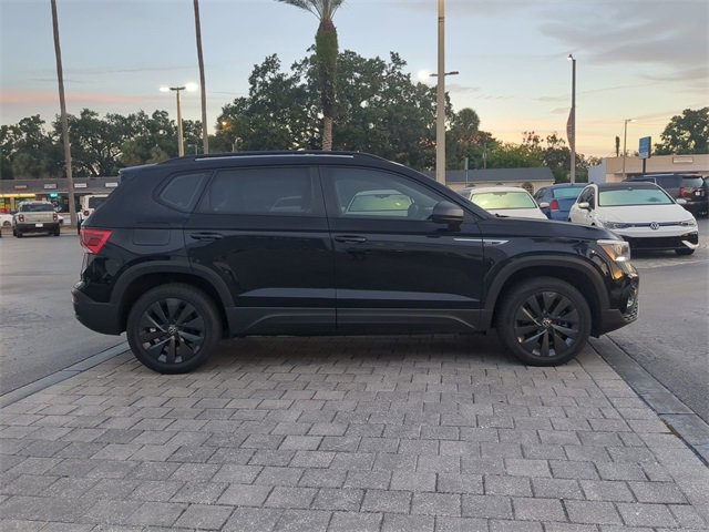 Certified 2024 Volkswagen Taos S image 3