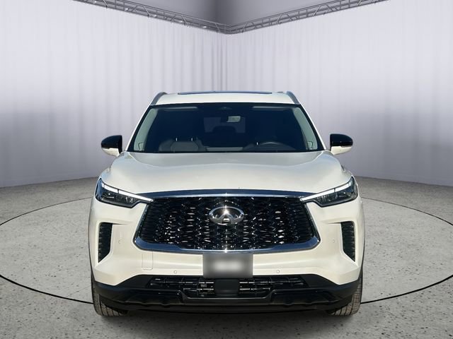 Certified 2023 INFINITI QX60 Luxe w/ Performance Audio Package image 4