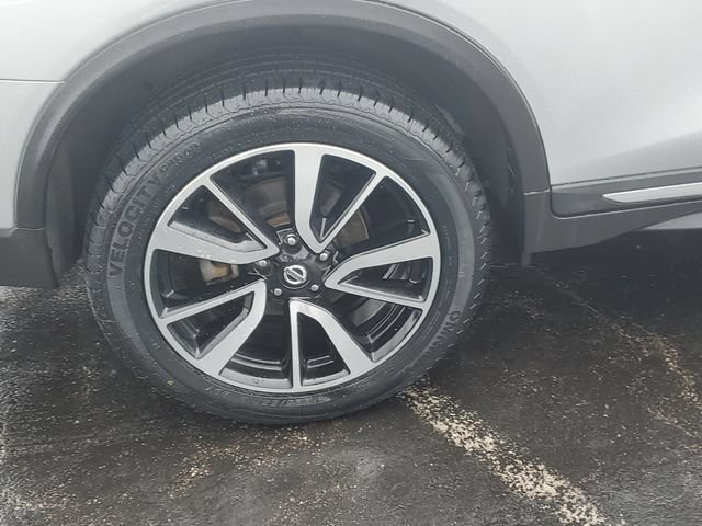 Used 2019 Nissan Rogue SL AWD/4WD image 5