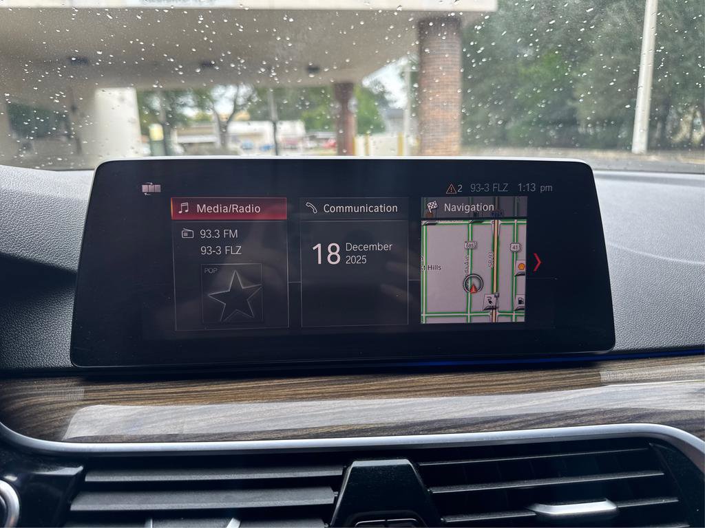 Used 2019 BMW 530e image 12