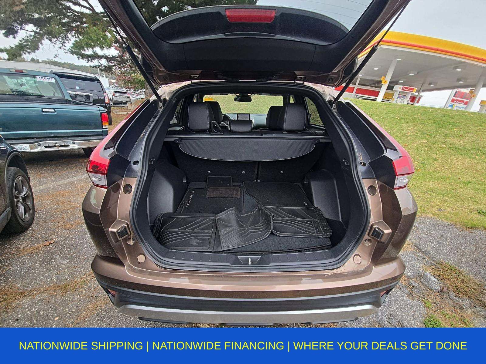 Used 2022 Mitsubishi Eclipse Cross SEL image 11