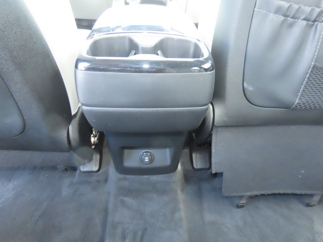 Used 2022 Kia Telluride S AWD/4WD image 22