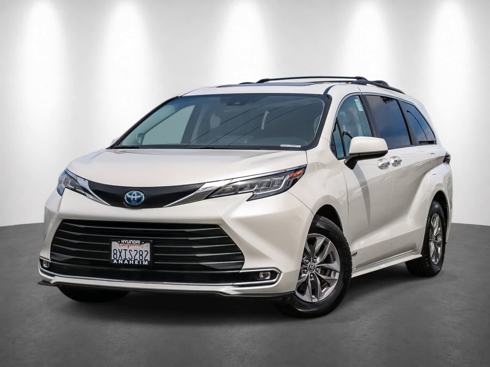 Used 2021 Toyota Sienna XLE w/ XLE Plus Package