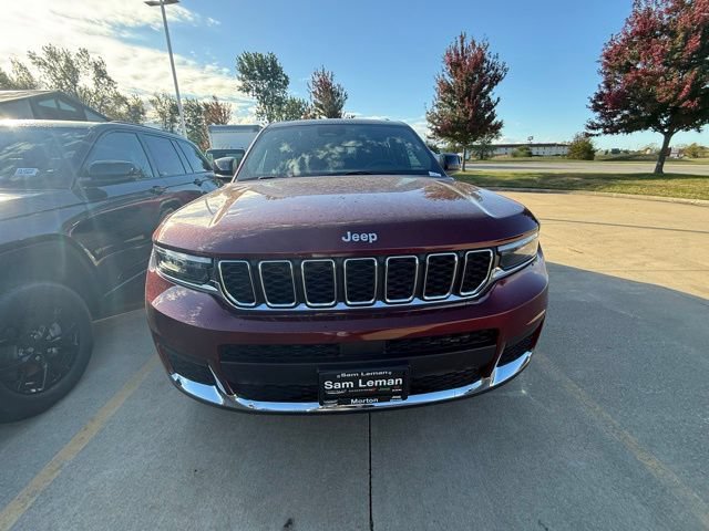 New 2025 Jeep Grand Cherokee L Laredo AWD/4WD image 2
