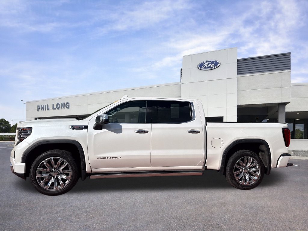 Used 2023 GMC Sierra 1500 Denali AWD/4WD image 5