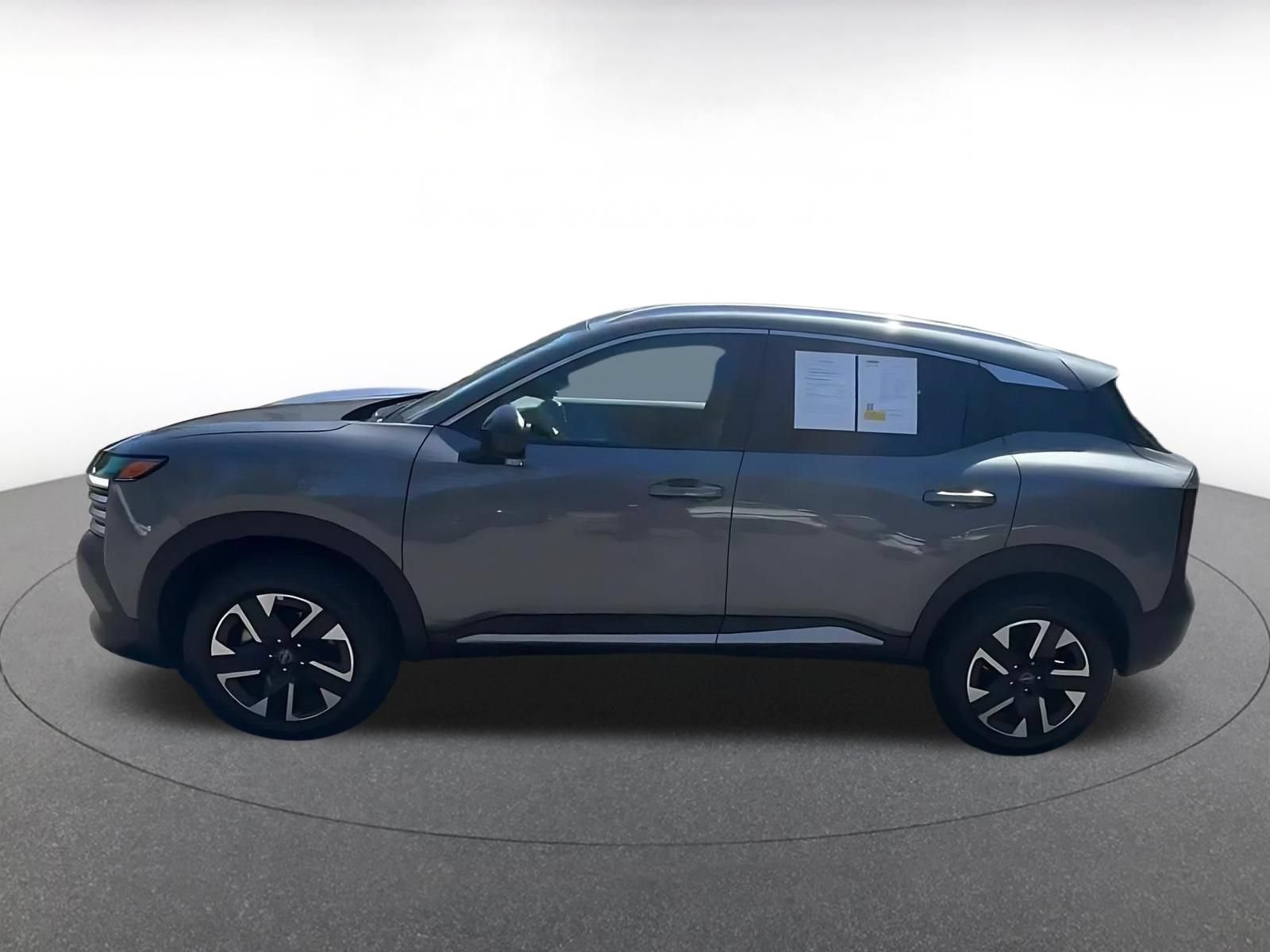 Used 2026 Nissan Kicks SV w/ Cold Weather Package AWD/4WD image 9