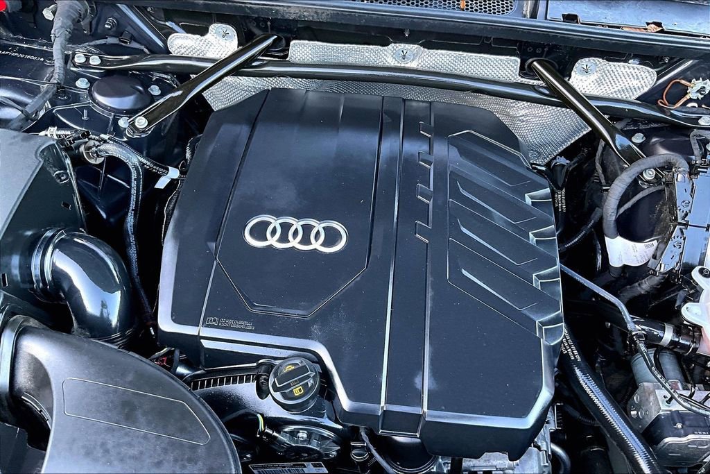 Used 2023 Audi Q5 2.0T Premium w/ Convenience Package AWD/4WD image 31