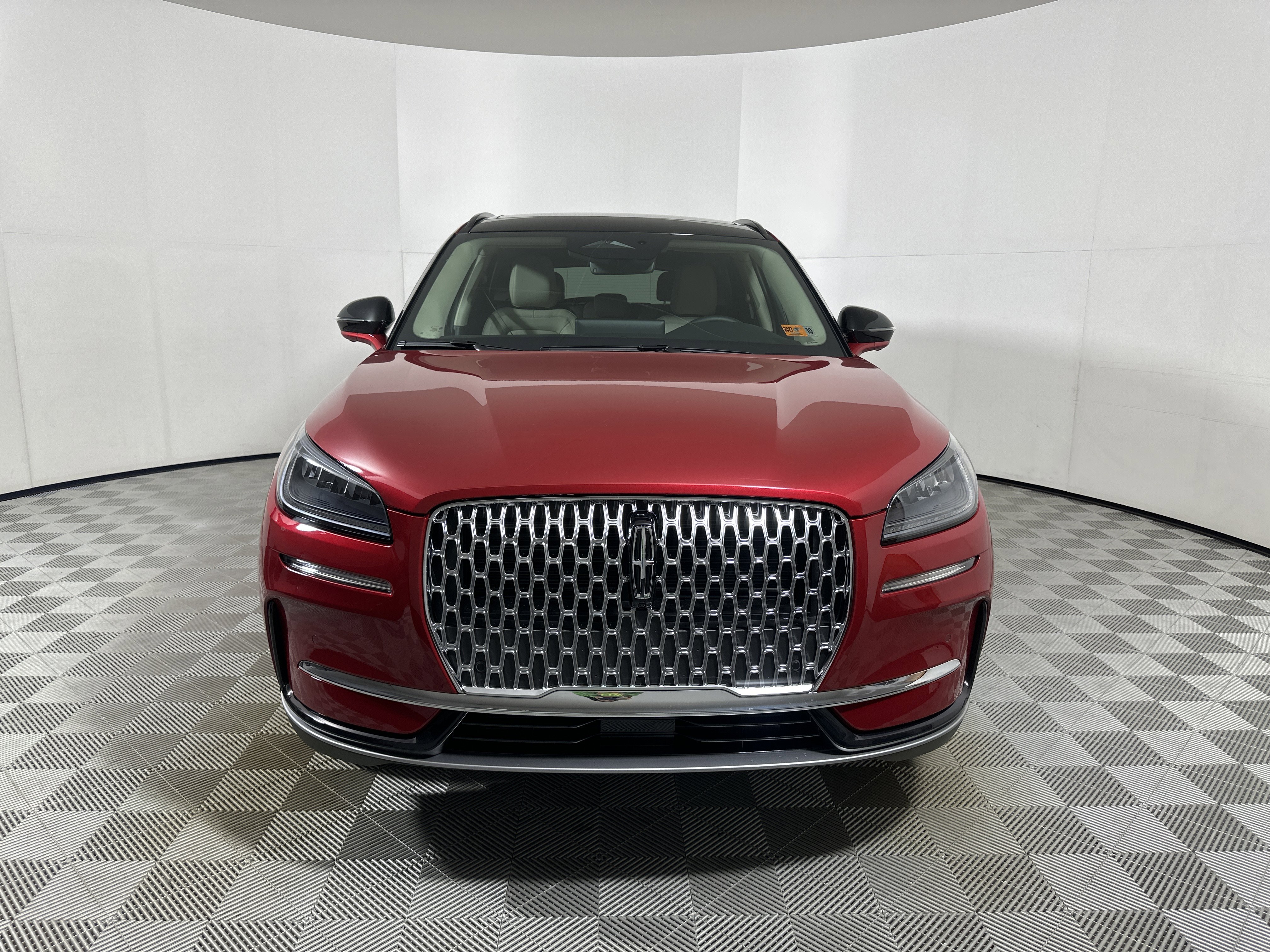 New 2026 Lincoln Corsair Premiere image 2