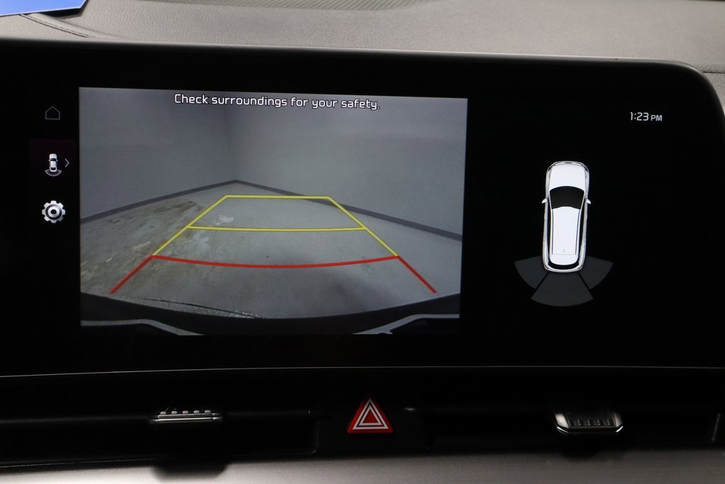 Used 2023 Kia Sportage EX image 4