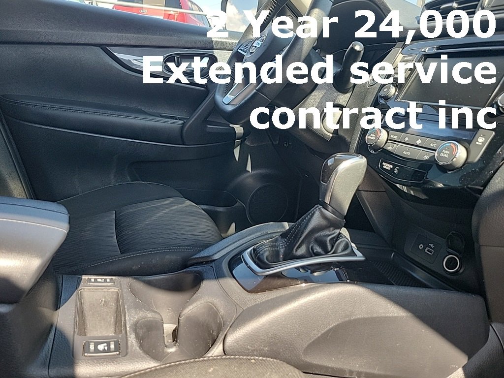 Used 2019 Nissan Rogue SV image 43
