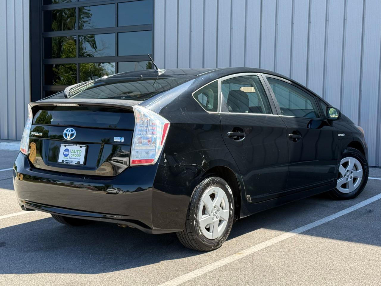 Used 2010 Toyota Prius III Hatchback 4D FWD image 5