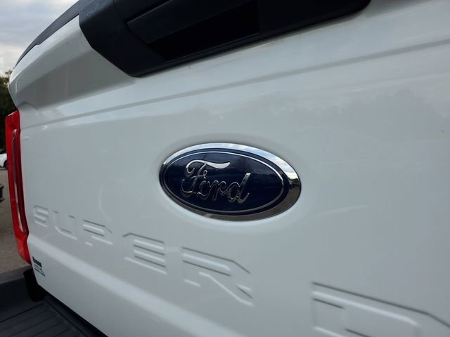 Used 2024 Ford F250 XL image 6