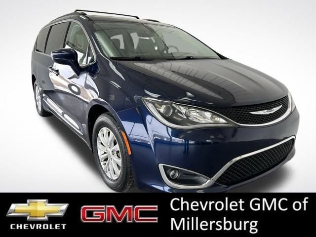 Used 2017 Chrysler Pacifica Touring-L 360° Tour