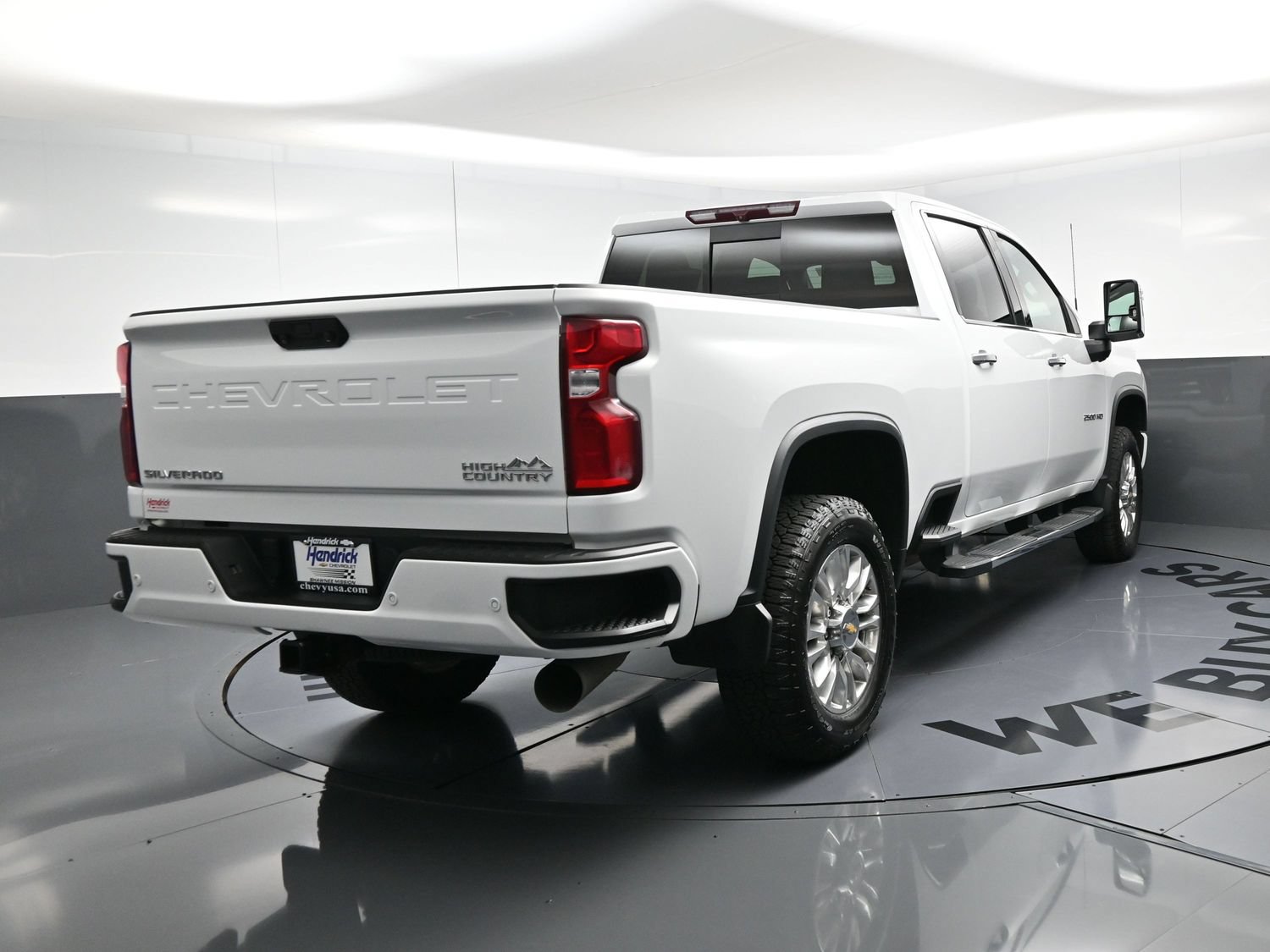 Used 2022 Chevrolet Silverado 2500 High Country AWD/4WD image 9