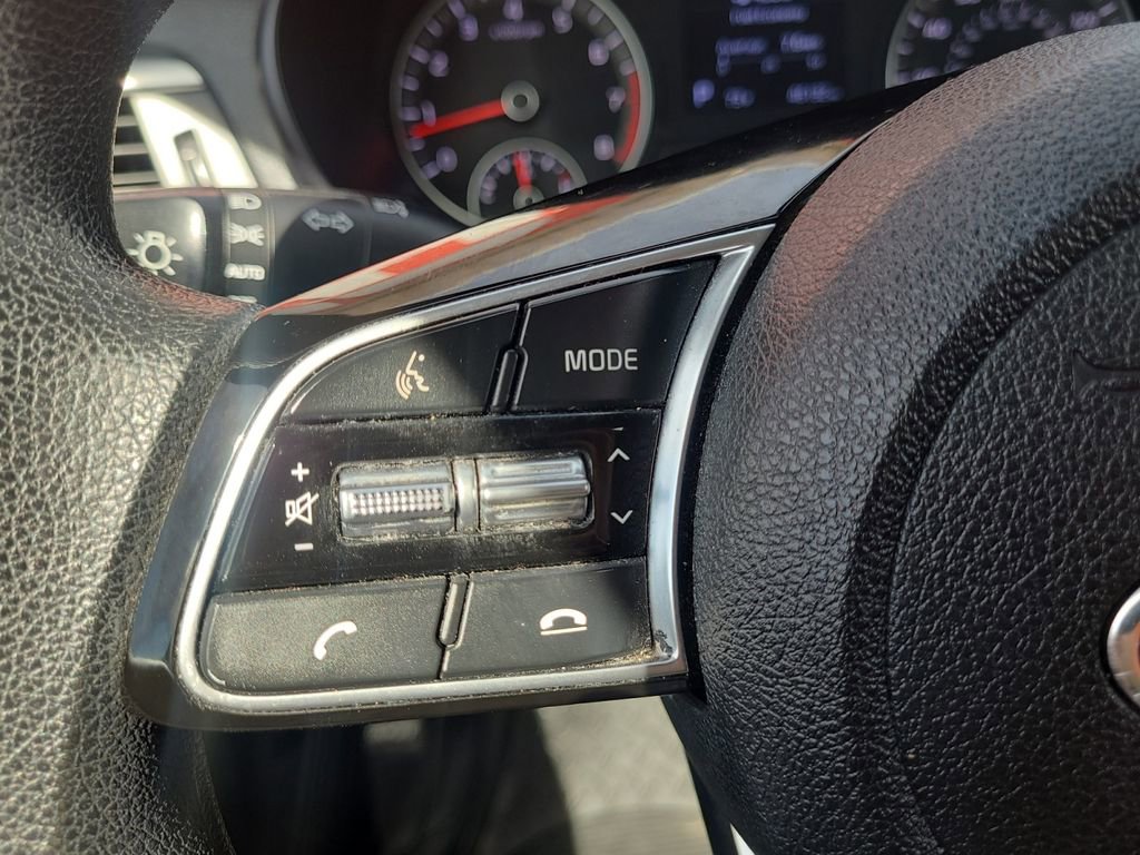 Used 2019 Kia Optima LX image 25