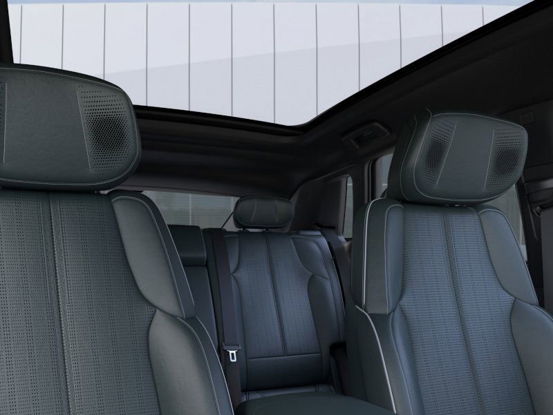 New 2026 Cadillac Lyriq Signature Sport image 24