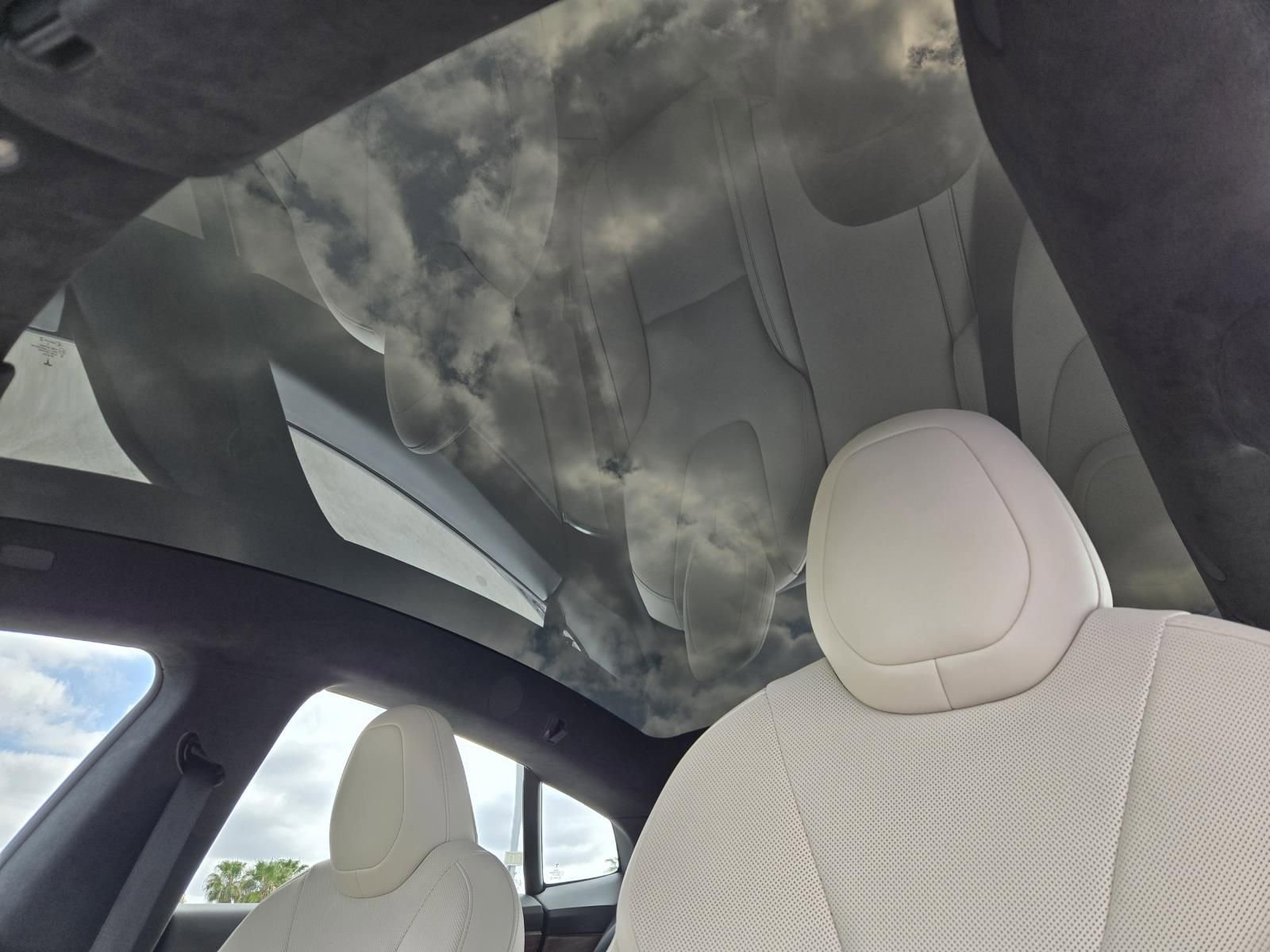 Used 2021 Tesla Model S Plaid image 19