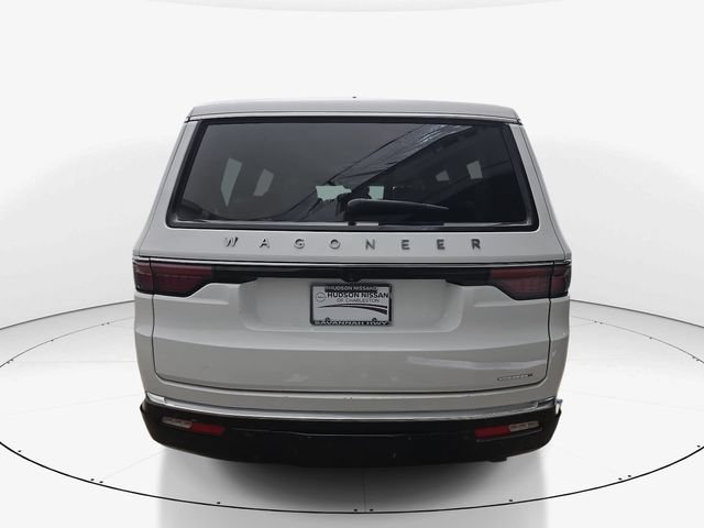 Used 2024 Jeep Wagoneer Series II w/ Flexible Seating Group RWD image 7