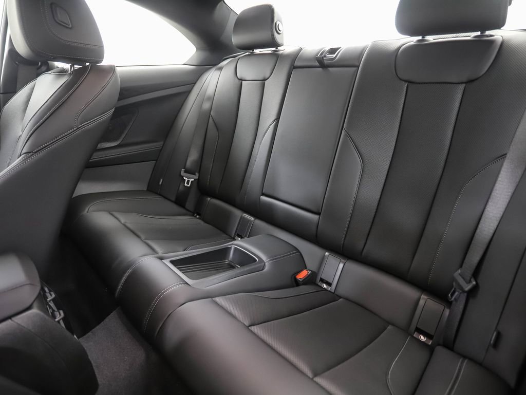 Used 2025 BMW M240i xDrive Coupe w/ Premium Package AWD/4WD image 19