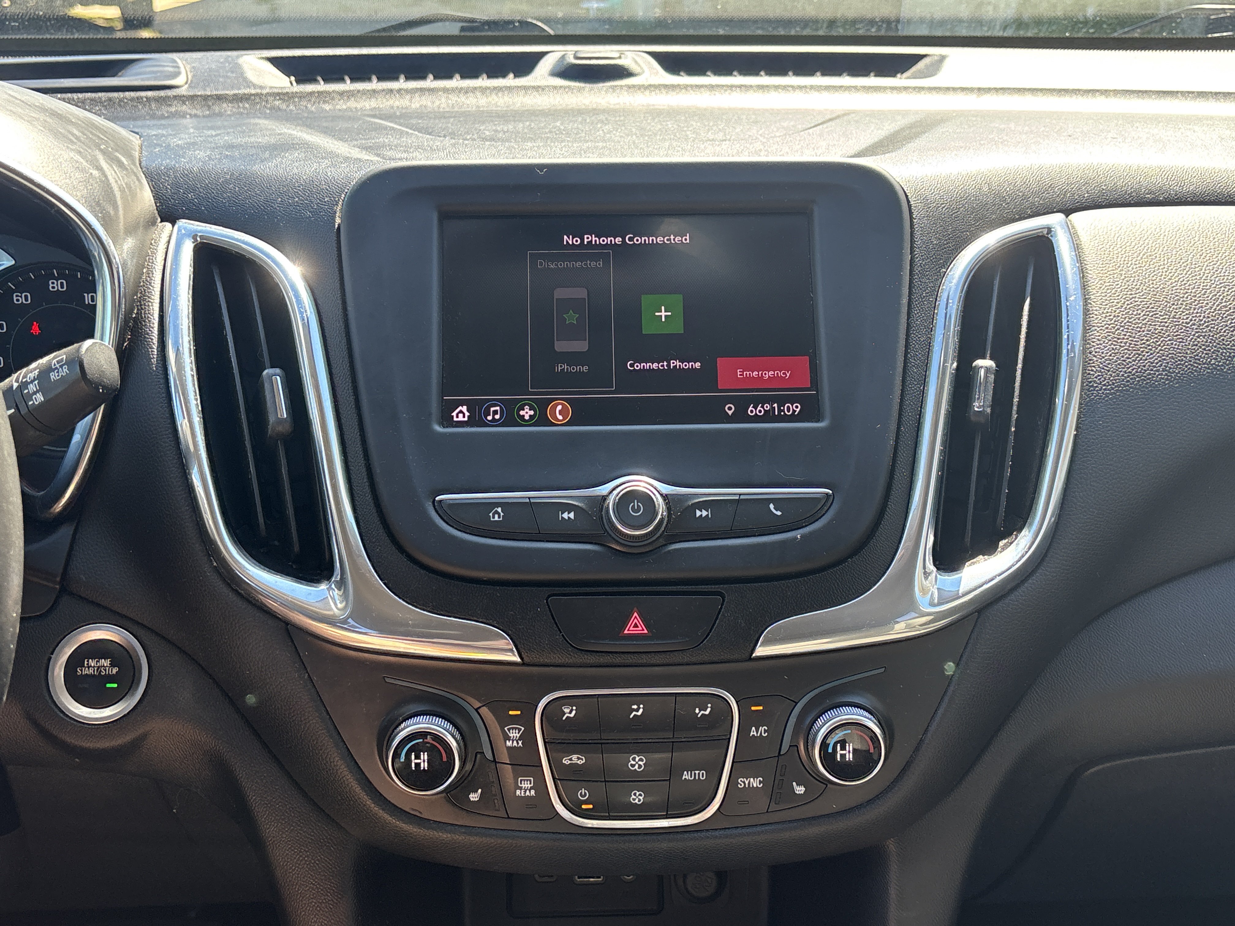 Used 2020 Chevrolet Equinox LT FWD image 19