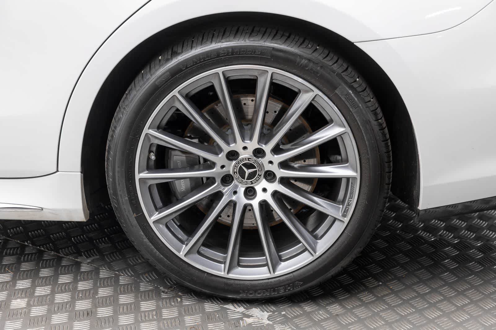 Used 2025 Mercedes-Benz S 580 4MATIC Sedan image 43