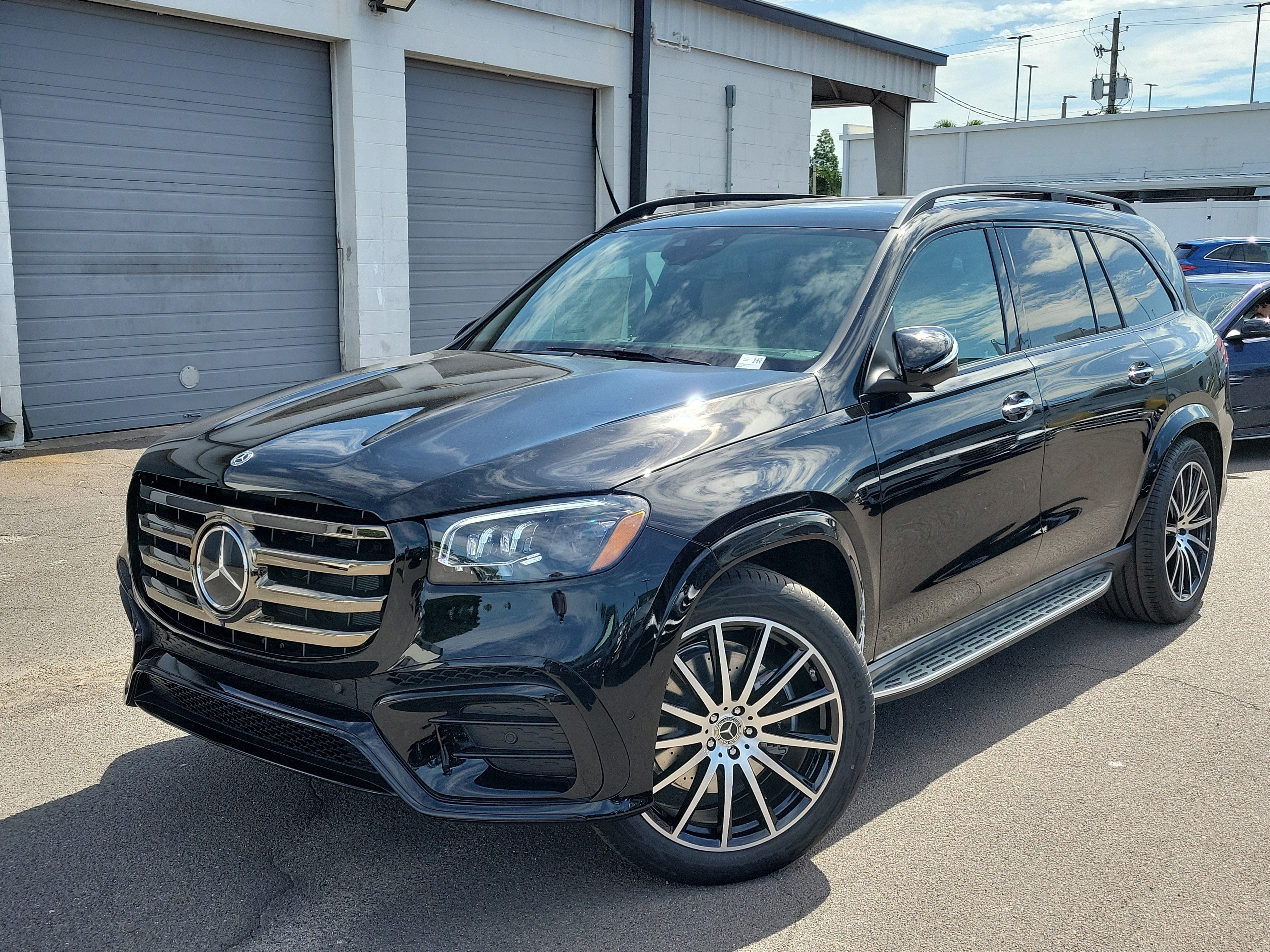 New 2026 Mercedes-Benz GLS 450 4MATIC