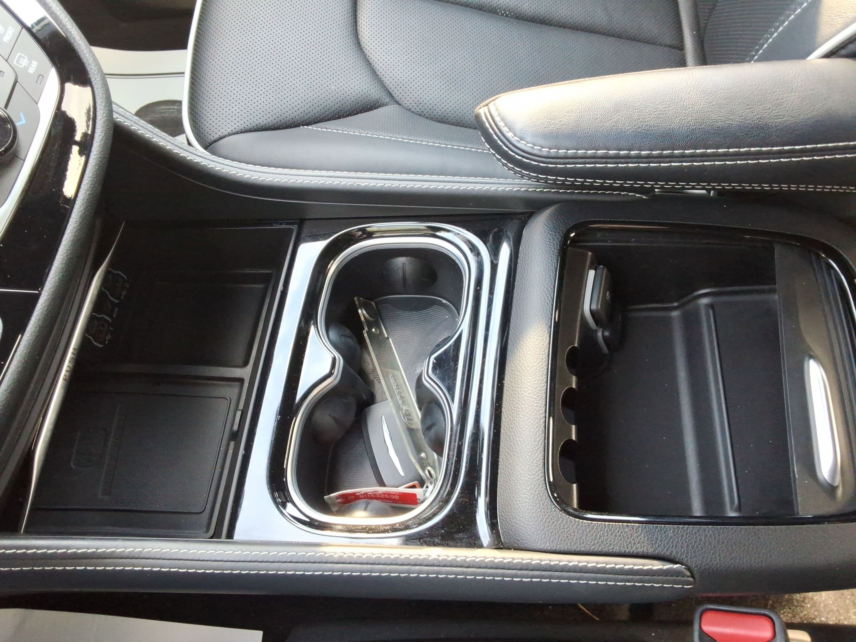 Used 2022 Chrysler Pacifica Limited w/ S Appearance Package image 18