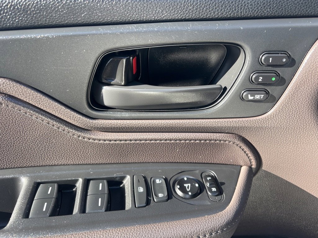 Used 2019 Honda Odyssey EX-L image 11