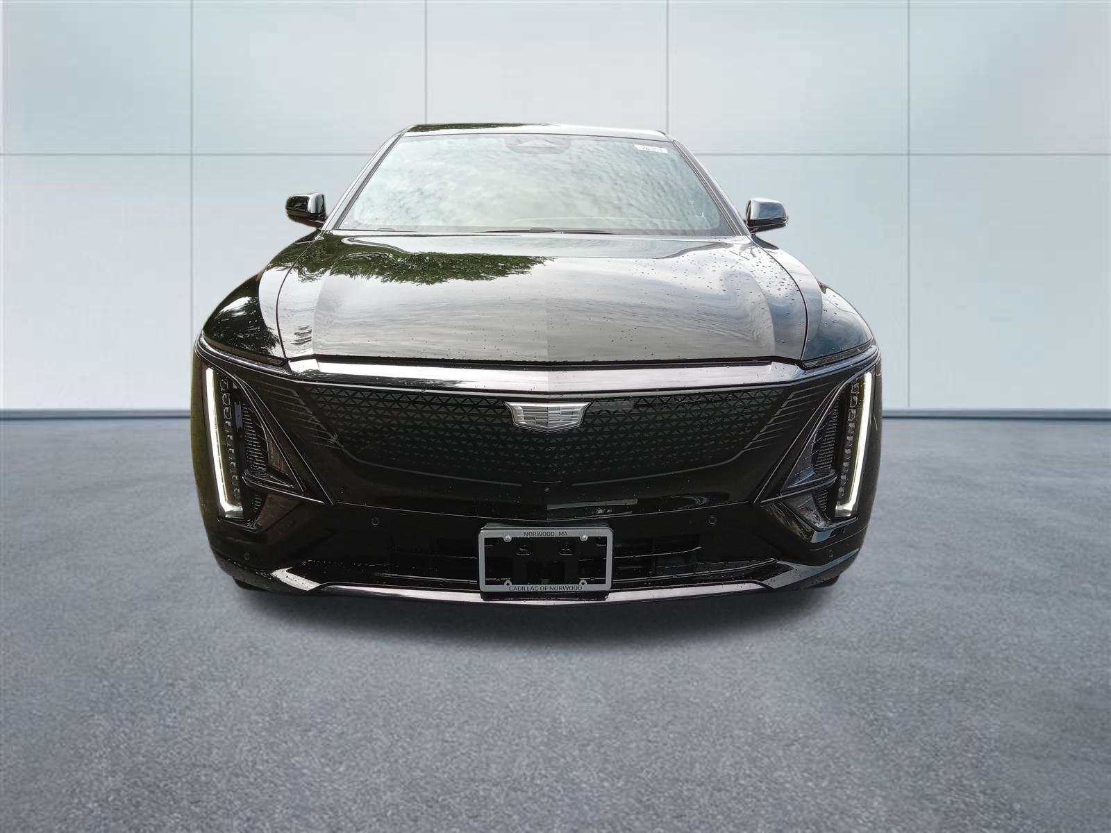 New 2026 Cadillac Lyriq Sport w/ LPO, ONYX Package AWD/4WD image 5