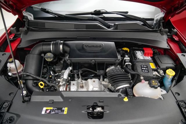 Used 2024 Jeep Compass Latitude AWD/4WD image 14