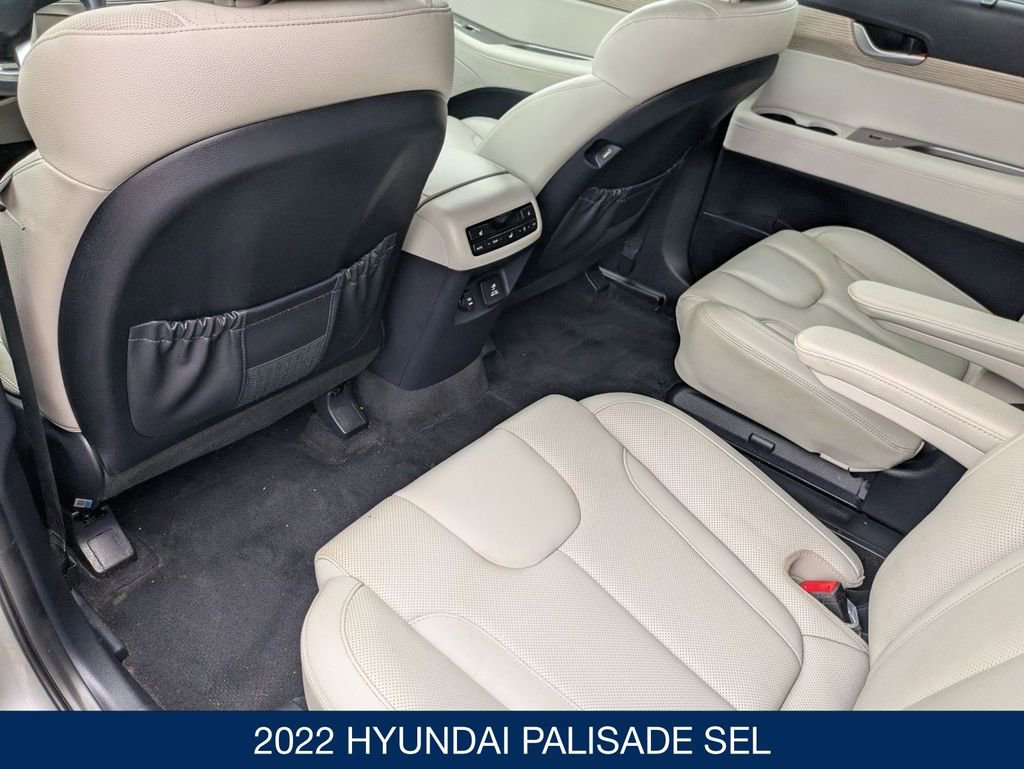Used 2022 Hyundai Palisade SEL w/ Premium Package image 32