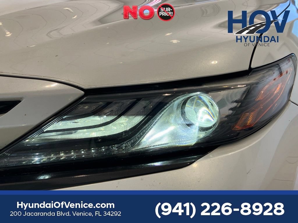 Used 2022 Toyota Camry XSE w/ Navigation Package FWD image 7