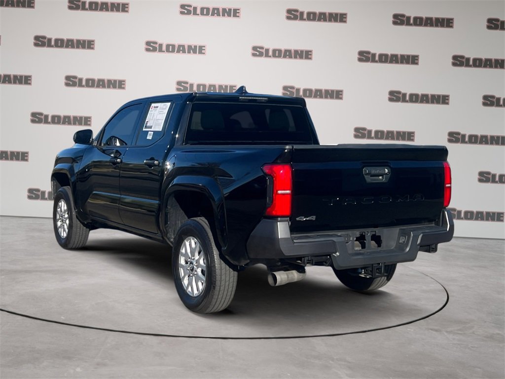 Used 2025 Toyota Tacoma SR image 3