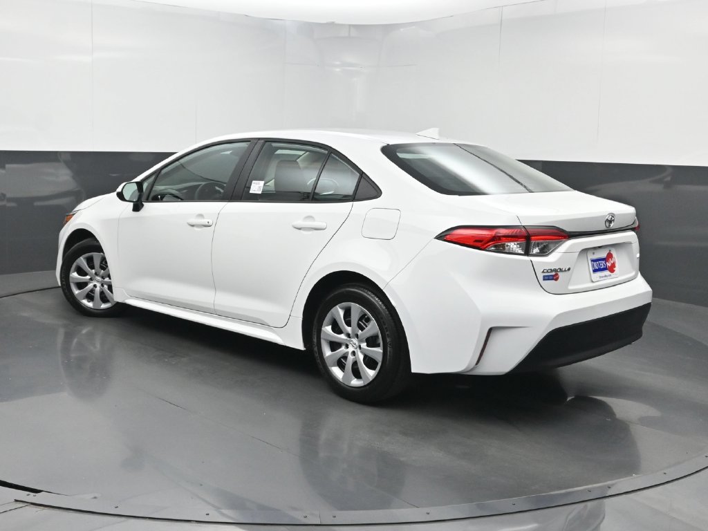 Used 2023 Toyota Corolla LE FWD image 21