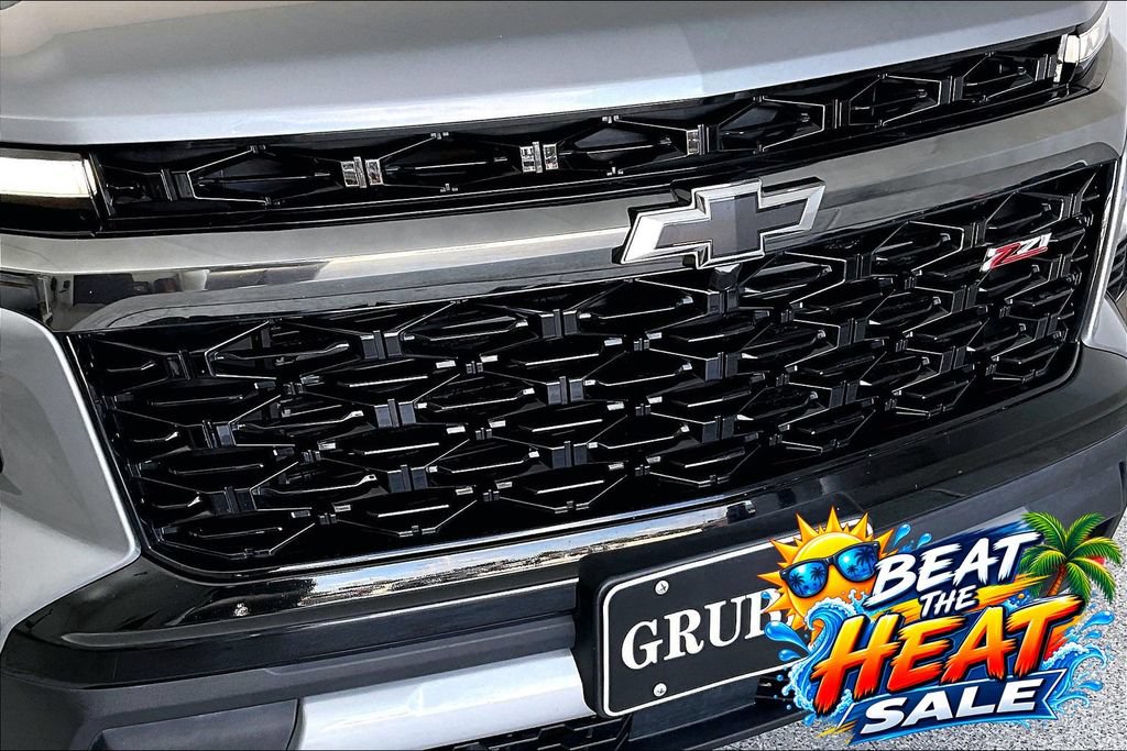Used 2025 Chevrolet Traverse Z71 AWD/4WD image 34
