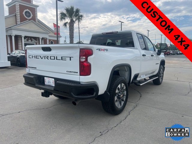 Used 2024 Chevrolet Silverado 2500 Custom w/ Custom Value Package image 5
