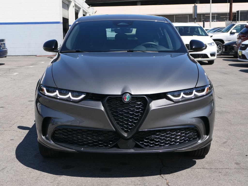 Used 2025 Alfa Romeo Tonale AWD/4WD image 6