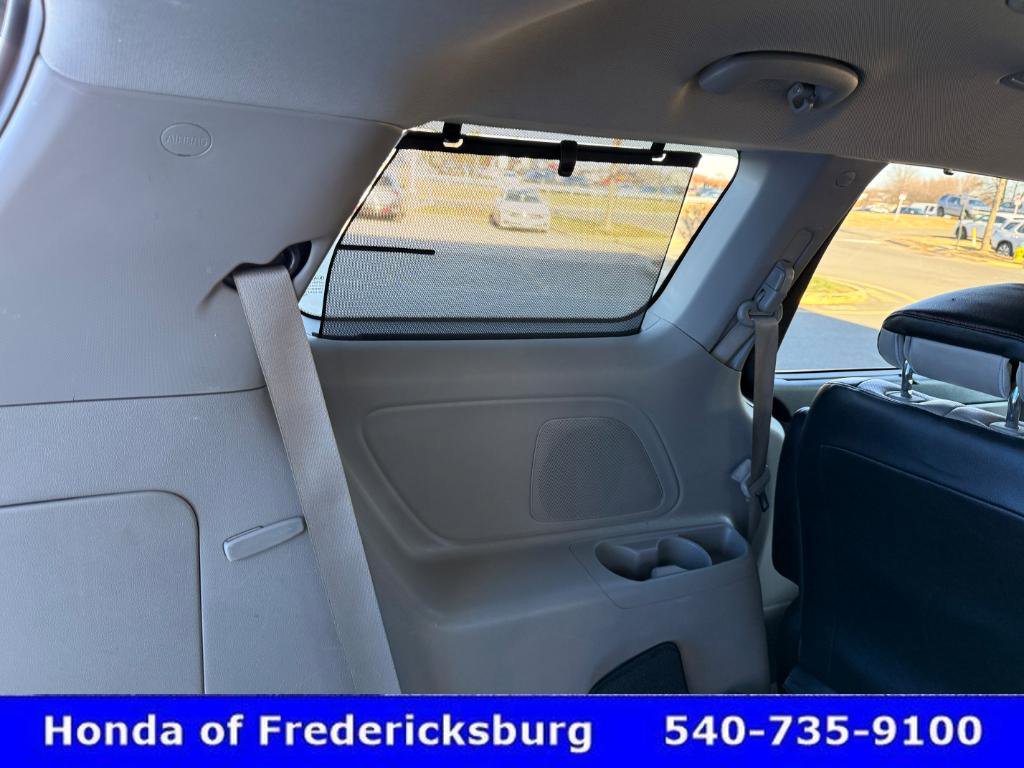 Used 2019 Kia Sedona EX w/ EX Premium Package image 26