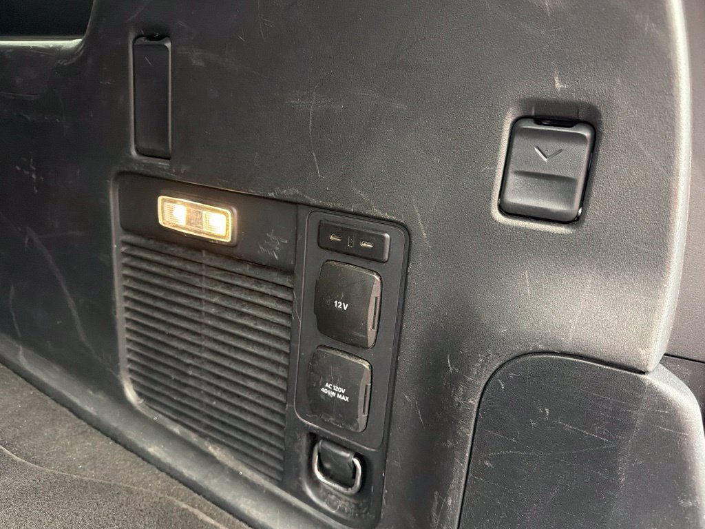 Used 2025 Lincoln Navigator L Reserve AWD/4WD image 29