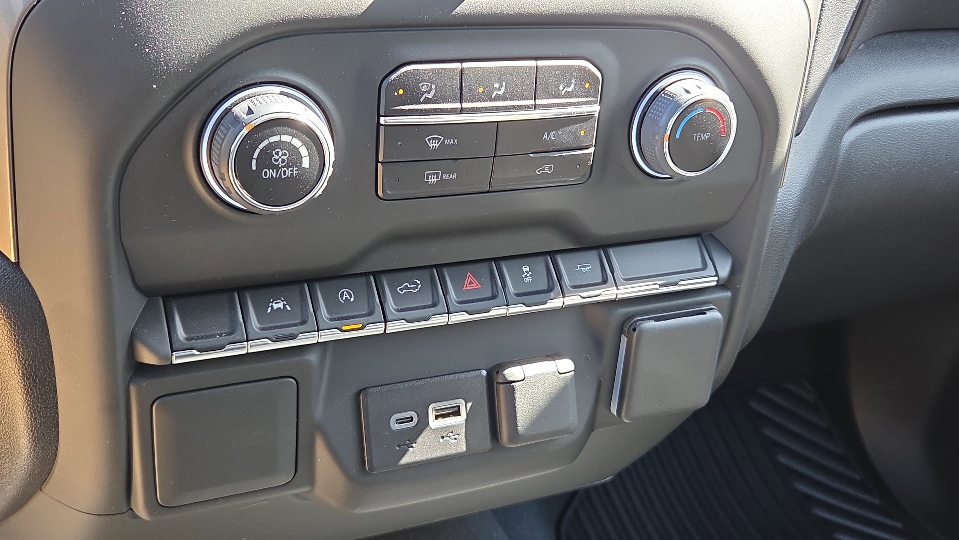 New 2026 Chevrolet Silverado 1500 Custom image 21