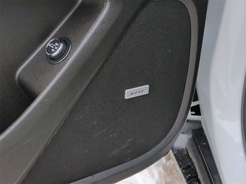 Used 2023 Chevrolet Traverse Premier w/ Redline Edition image 25