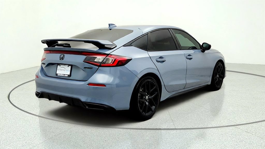 Used 2023 Honda Civic Sport image 5