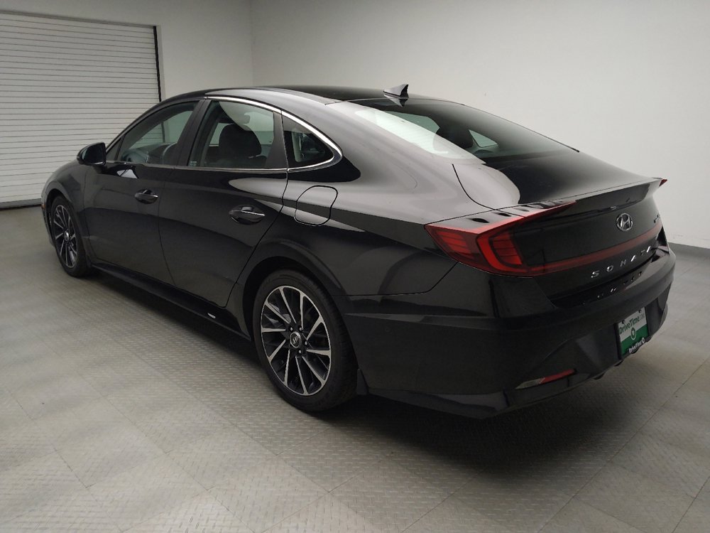 Used 2021 Hyundai Sonata Limited w/ Preferred Accessory Package FWD image 5