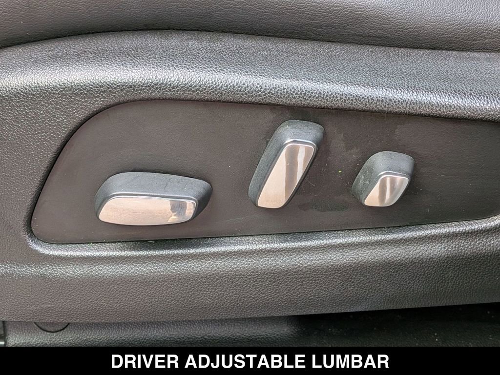 Used 2018 Cadillac XT5 Luxury w/ Driver Awareness Package image 22