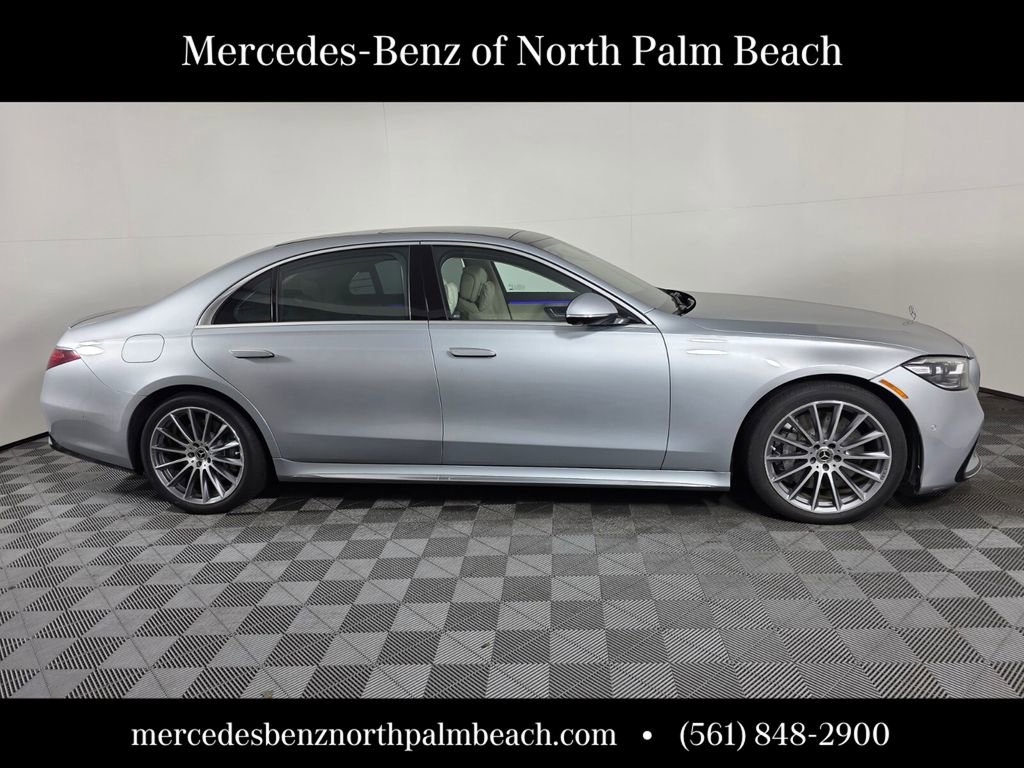 Used 2024 Mercedes-Benz S 580e 4MATIC Sedan image 7