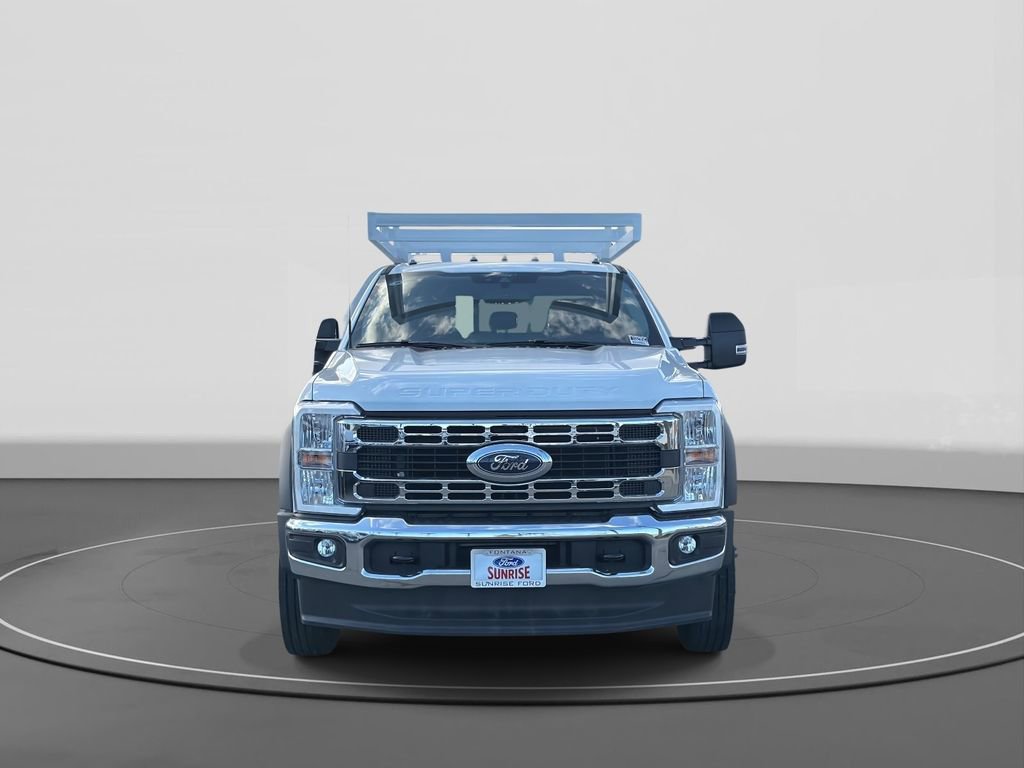 New 2026 Ford F450 XL w/ XL Chrome Package image 3