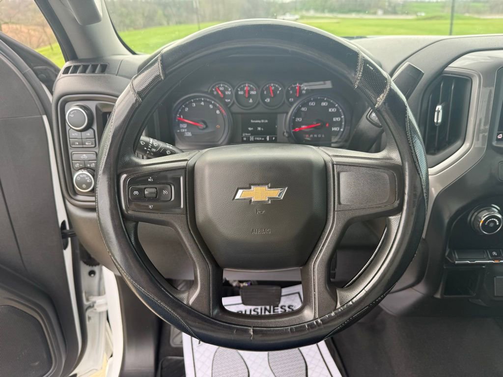 Used 2020 Chevrolet Silverado 1500 Custom w/ Custom Value Package image 28