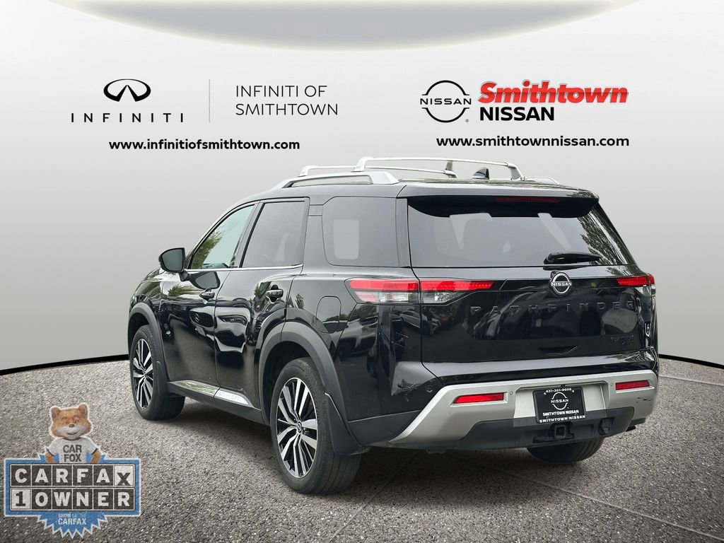 Used 2023 Nissan Pathfinder Platinum w/ Black Appearance Package AWD/4WD image 10
