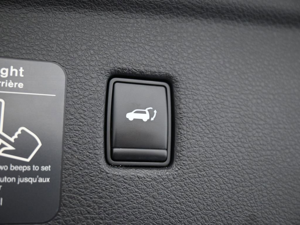 Used 2021 INFINITI QX50 Essential w/ Convenience Package image 41