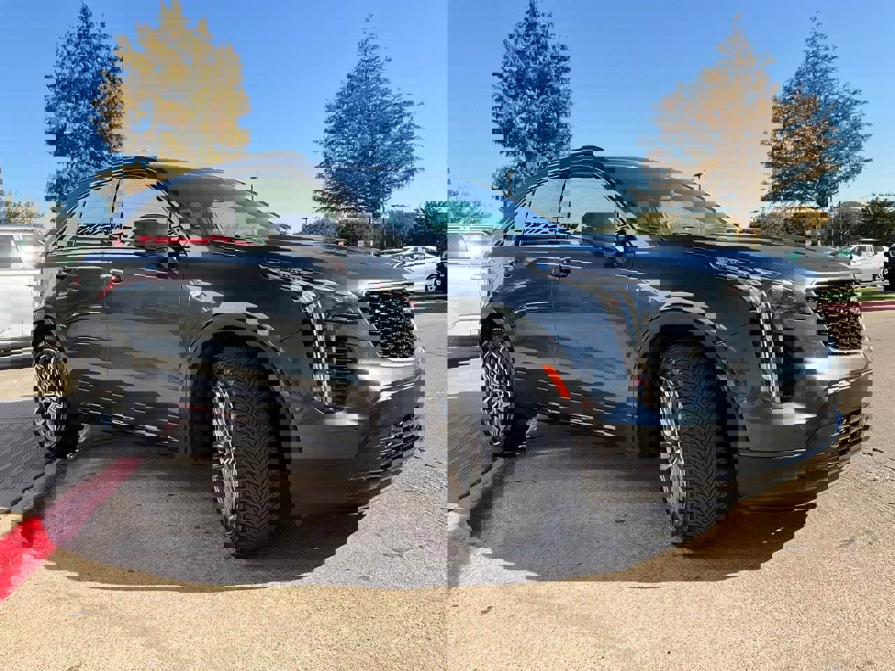 Used 2019 Cadillac XT4 Sport image 5